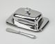Gg Covered Butter Dish & Spreader 7.25